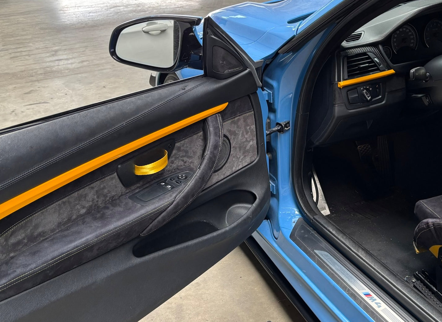F80/F82 M3 M4 F30/31 Door Pull Strap Conversion Kit