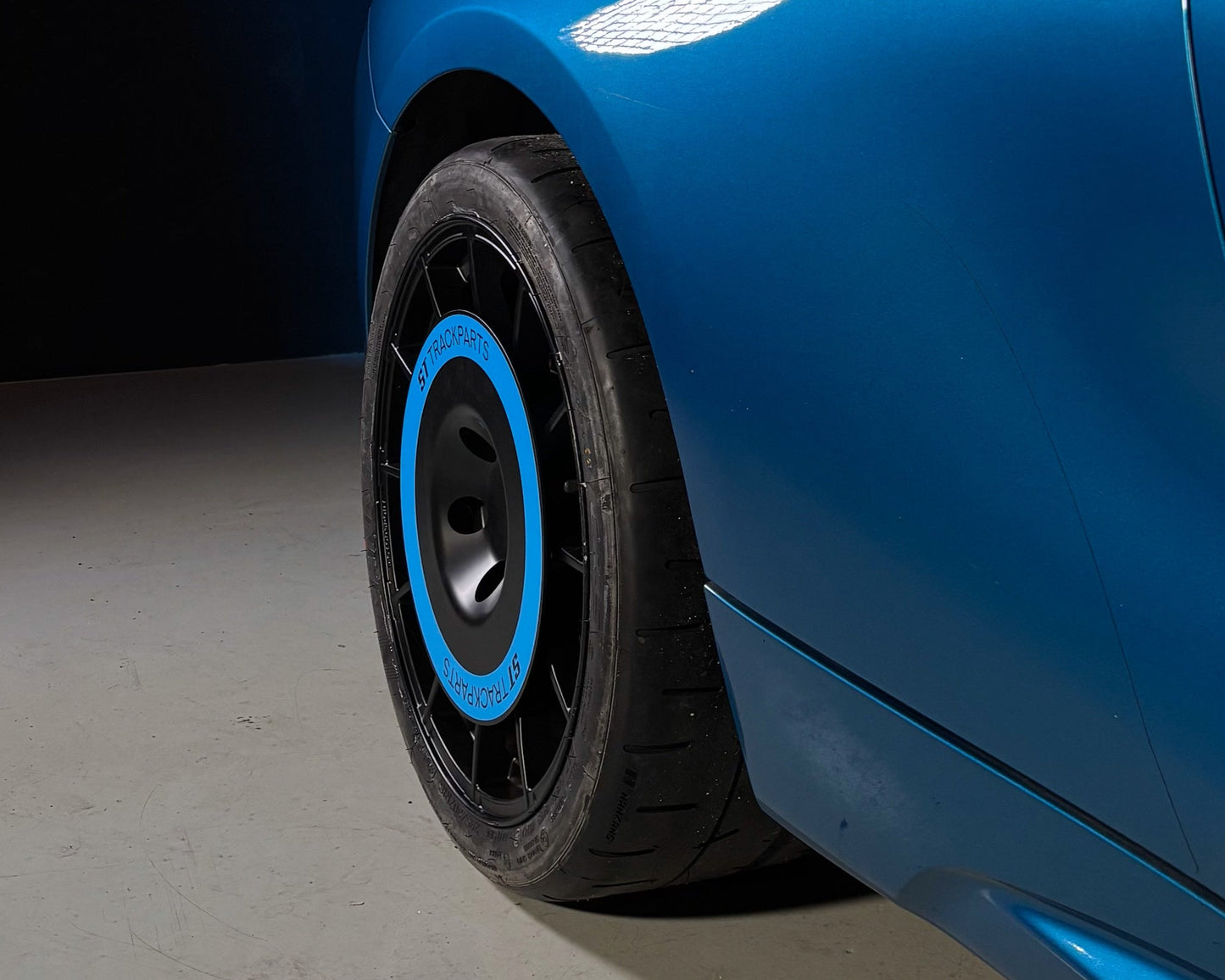 AeroDiscs for 18" Protrack ONE / Motec Nitro MCR1 BMW M2/M3/M4 F8X E9X