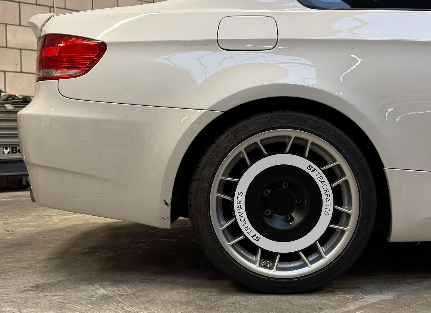 AeroDiscs for 18" Apex ARC-8 BMW M2/M3/M4 F8X E9X E46
