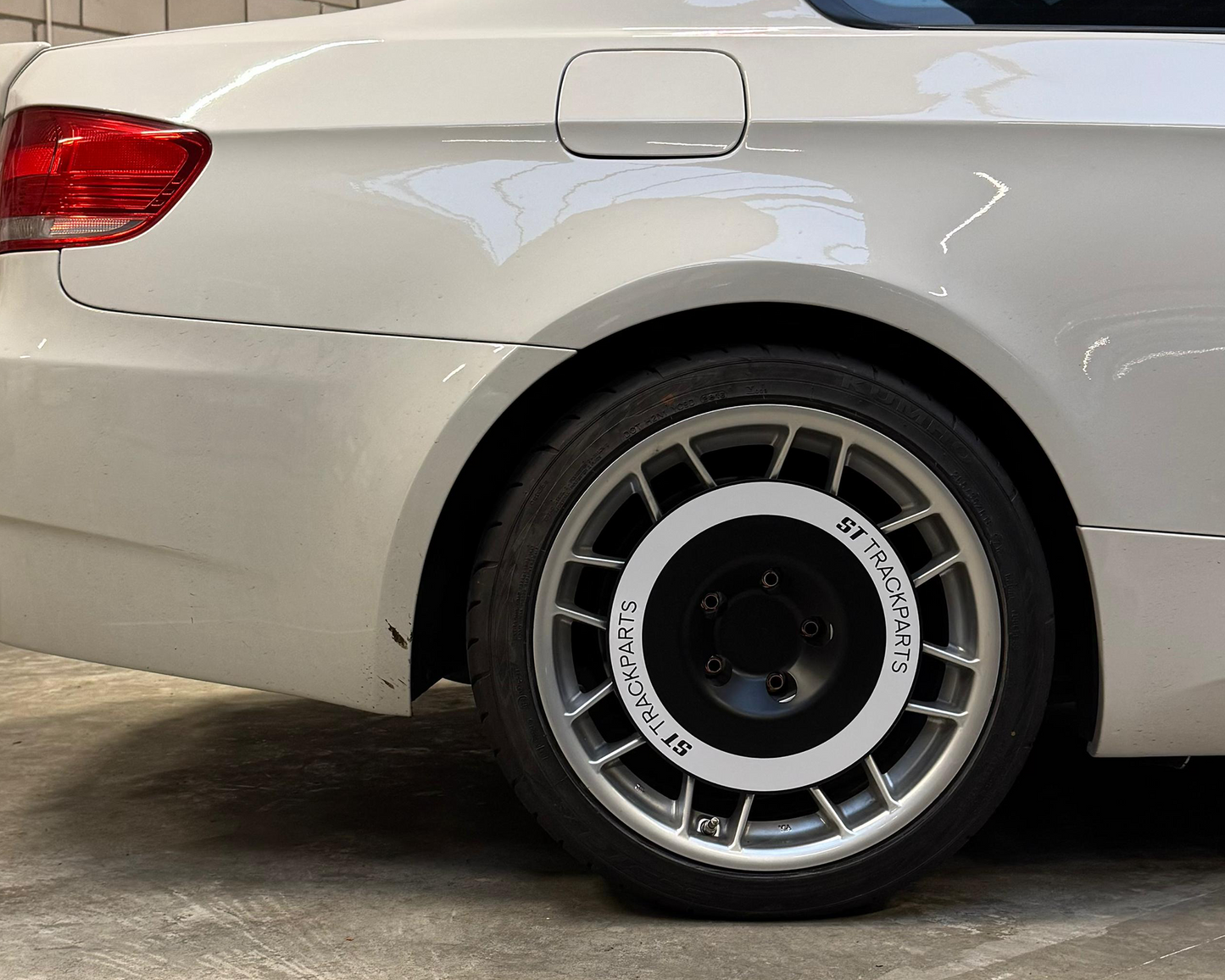 AeroDiscs for 18" Apex ARC-8 BMW M2/M3/M4 F8X E9X E46