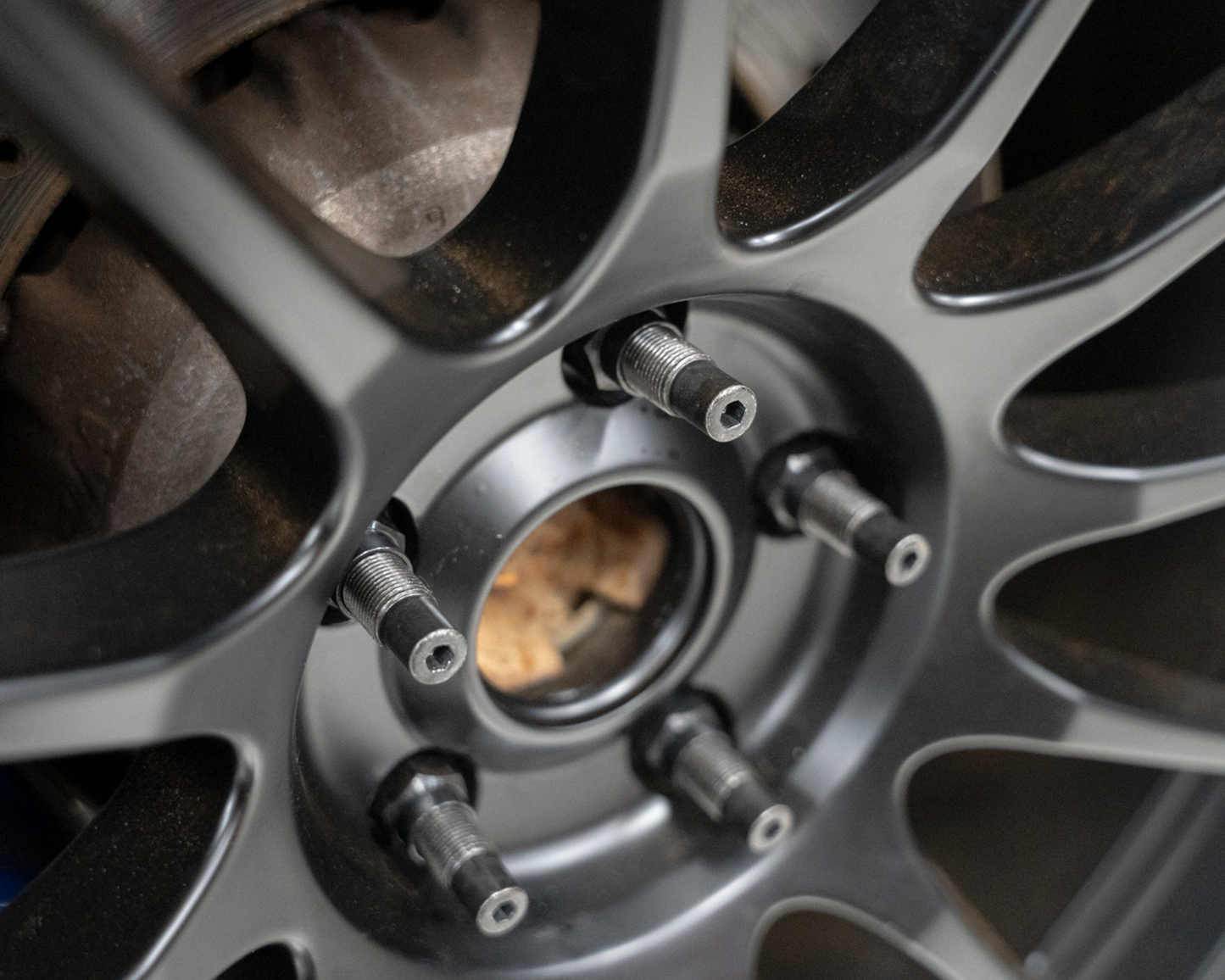 F80/F82/F87/G8X Motorsport Wheel Studs Conversion Kit M14x1.25