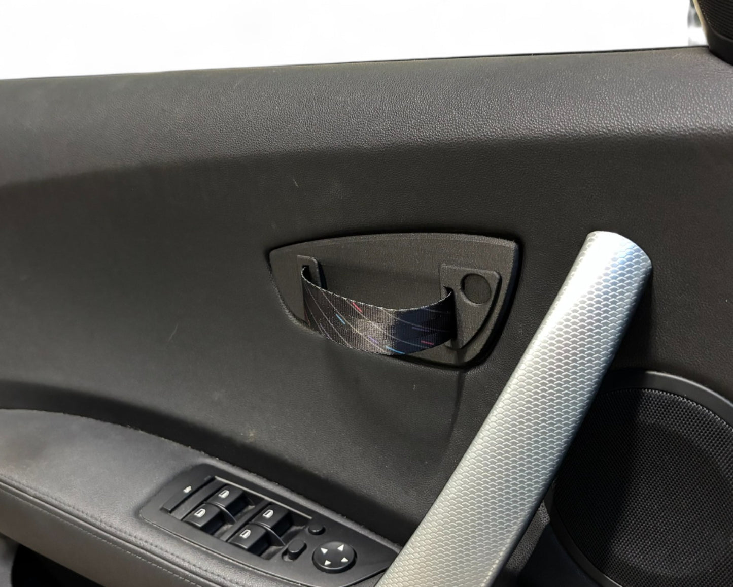 BMW E87 1-Series Door Pull Strap Conversion Kit