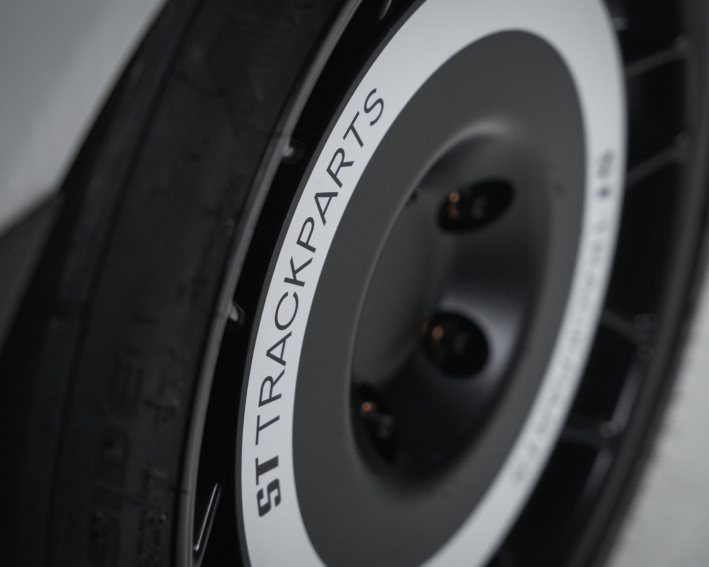 AeroDiscs for 17" Protrack ONE / Motec Nitro / APEX ARC-8 / APEX ML-10RT BMW E36/E46