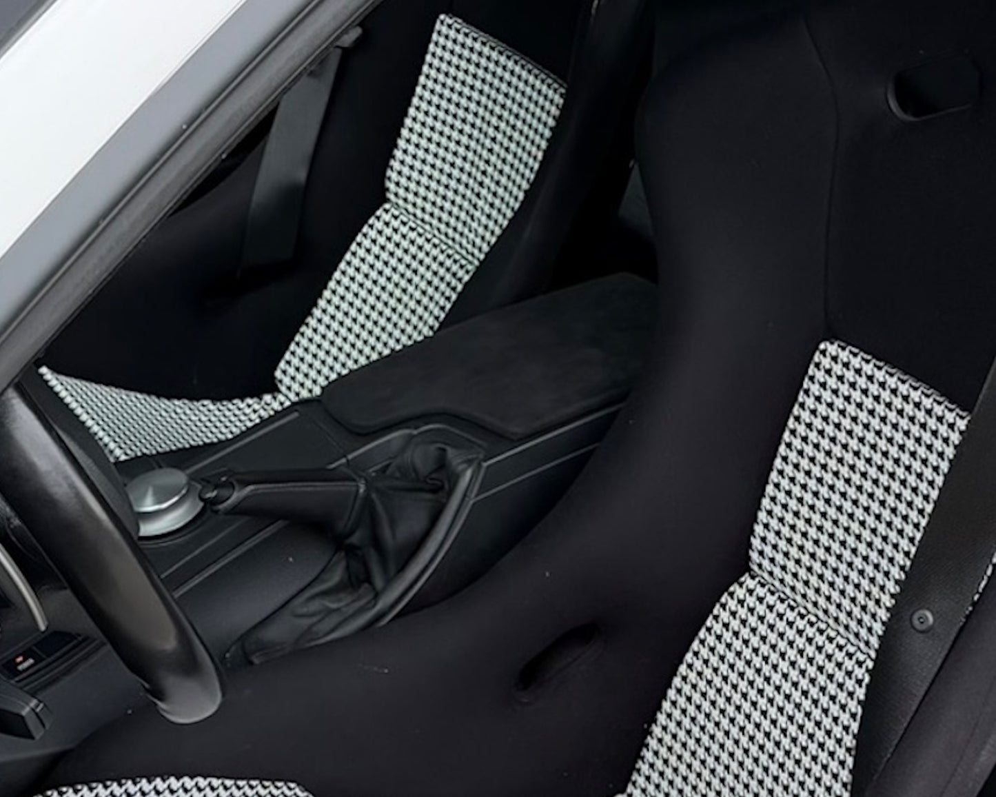 BMW E9X (incl. M3) Low Profile Armrest