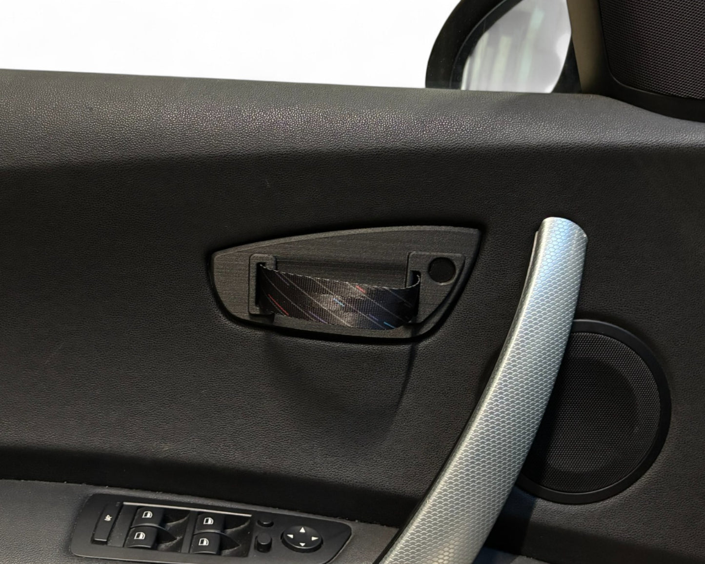 BMW E87 1-Series Door Pull Strap Conversion Kit