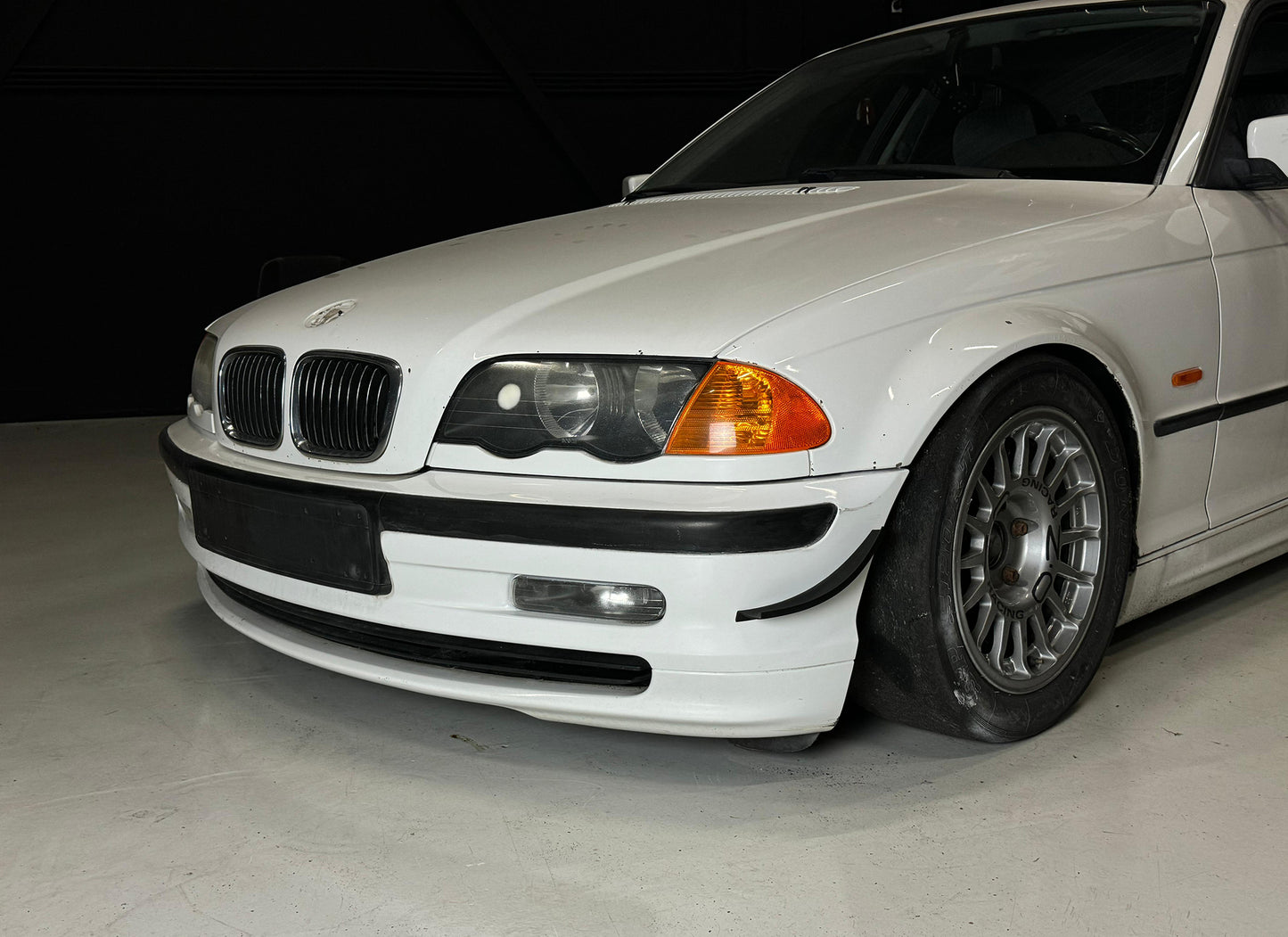 E46 Canards / Dive Planes - Non-M (Pre-Facelift)