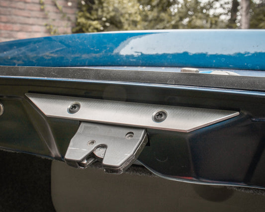 E36 Trunk reinforcement